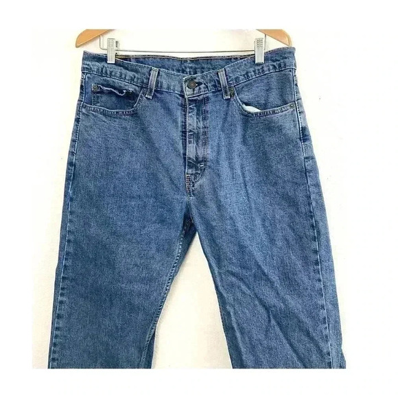 Levi Strauss 505 Straight Leg Regular Fit Medium Wash Denim Jeans 36x30 Men's - Picture 8 of 9